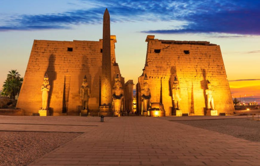 From Hurghada: Luxor Overnight Tour and Hot Air Balloon Ride